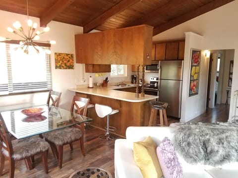 Open floor concept for kitchen, dining and living areas