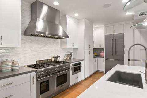 Kitchen modern Appliances