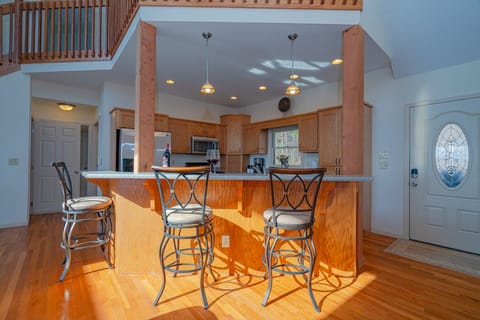 Kitchen Countertop seating
