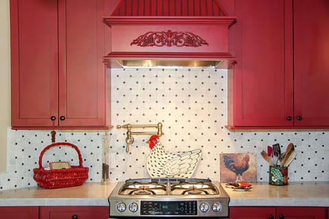 Light, bright kitchen