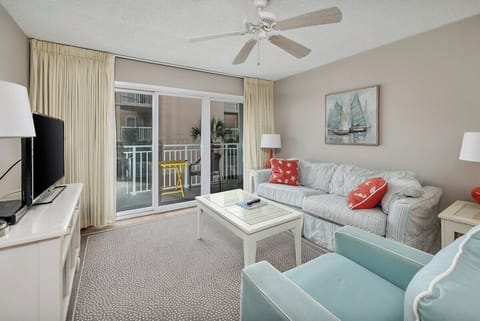 Beach Club 234 -  Living Space