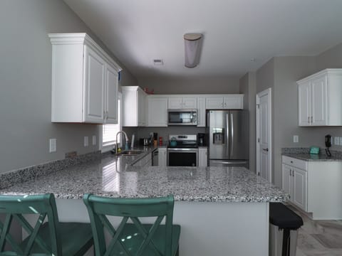 Breakfast Bar in Havens 925