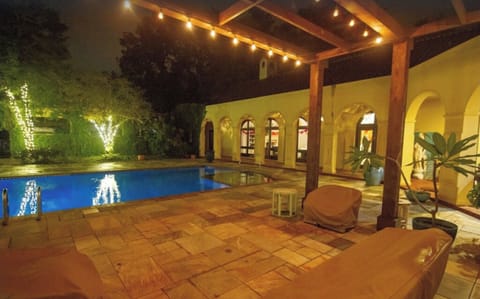 Outdoor Area 1
