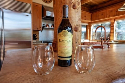 Waterfall Lodge is beautifully decorated and stocked with amenities. From red wine, hot cocoa, and coffee -we've got you covered!