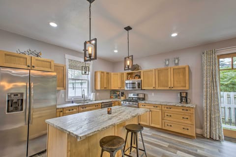 Kitchen | Fully Equipped