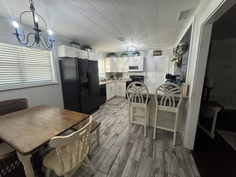 Kitchen and dining area