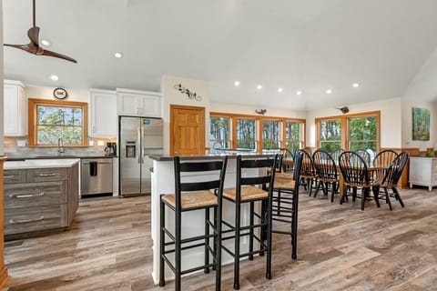 VOH50: Joyful Sound | Top Level Dining Area and Kitchen