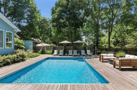 Westhampton Beach Vacation Rental | 4BR | 3BA | Single Story | 3 Steps Required