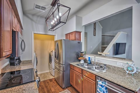 Kitchen | Coffee Maker | Trash Bags/Paper Towels | In-Unit Laundry