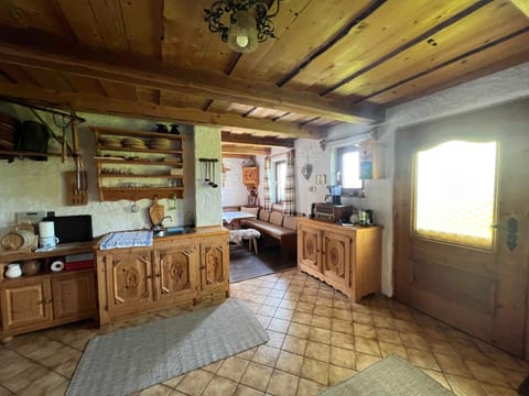 Alpine hut - Weindlhof Farm Stay in Salzburgerland