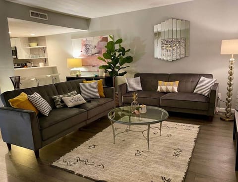 Living Room/Sitting Area