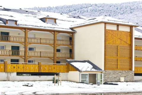 Holiday Home Exterior [winter]