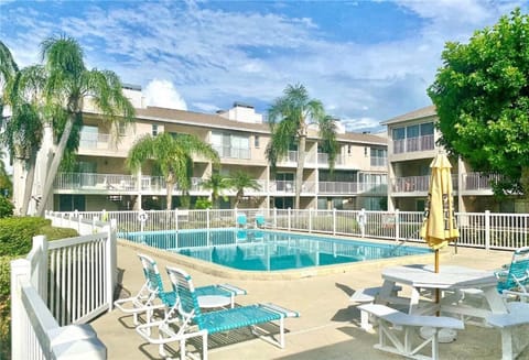 Community pool