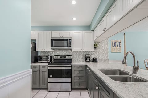 Fully Stocked Kitchen