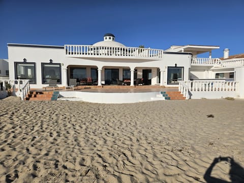 Your Seaside Peace
Quiet
Private
Secure