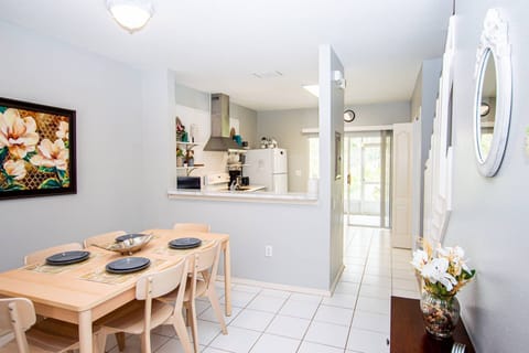 Dining area with bar & open kitchen!