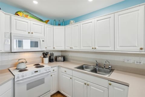 Kitchen at 2506 SeaCrest