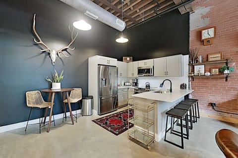 Fully stocked kitchen with everything you could need!