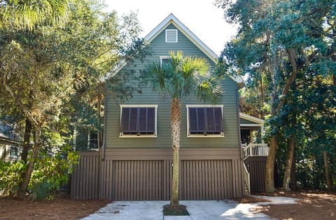 6ea0e61d-8b46-4495-9750-96d19ea89a44