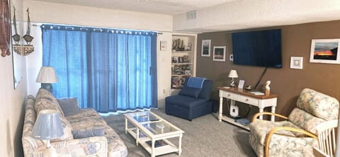 LIVING-AREA