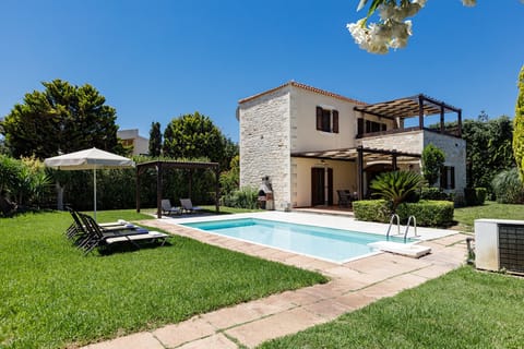 Exterior view & private Swimming pool of Private heated pool,Walking distance to beach & all amenities, Platanes,Rethymno,Crete