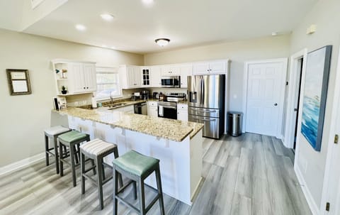 Breakfast bar with bar stools for that early morning cup of coffee.