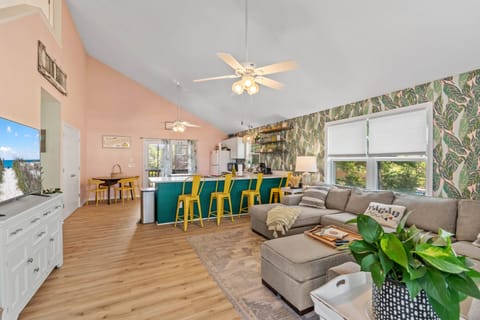 Spacious and Open First Floor