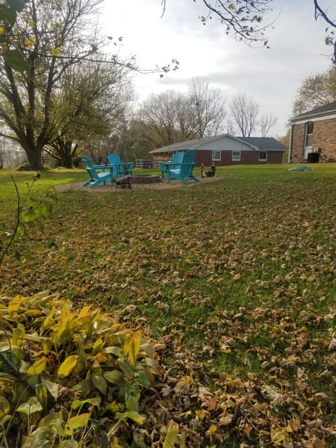 Large level back yard.