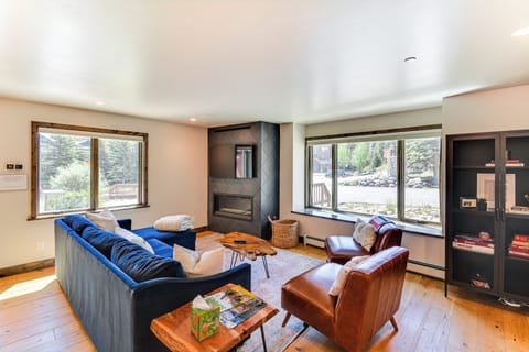 Breckenridge Vacation Rental | 2BR | 2BA | 1,090 Sq Ft | Step-Free Entry
