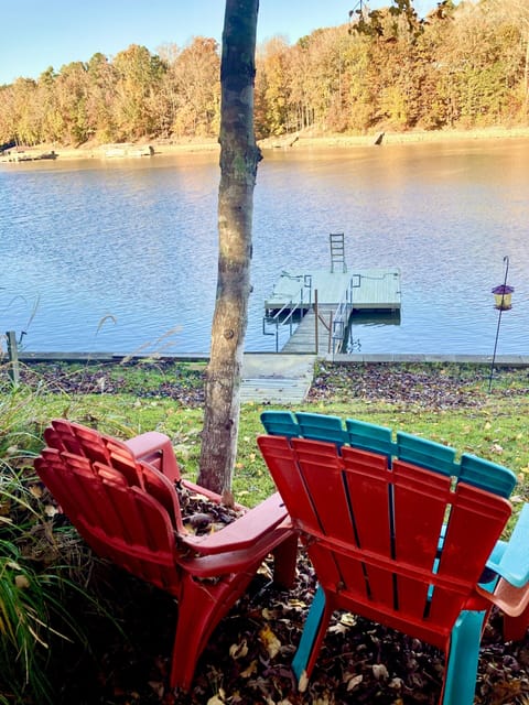 We have plenty of chairs for relaxing on the dock.