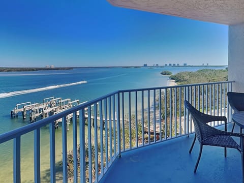 Welcome to Lovers Key Resort 403!