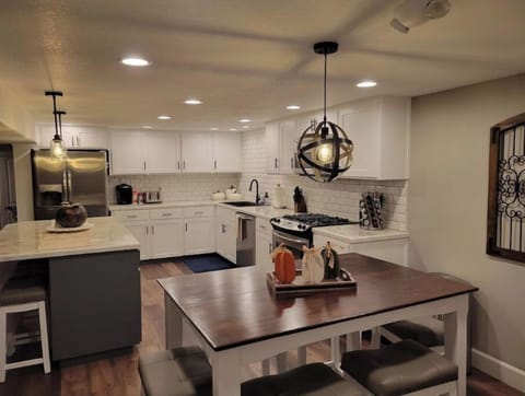 Full kitchen and dining area.