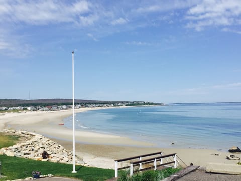 Welcome to White Horse Beach