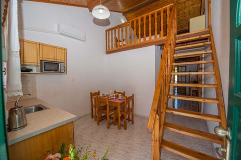 Georgia Apartment 2 Sidari Interior