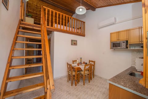 Georgia Apartment 5 Sidari Interior