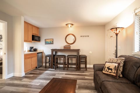 Have dinner together | Main Level