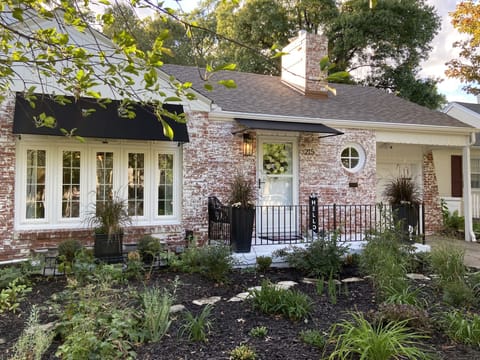 Modern Cottage