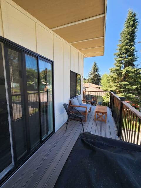 sliding doors off your dinning area