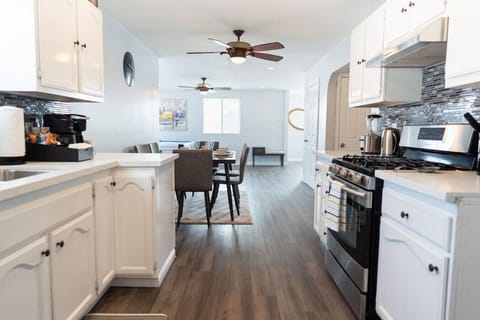 Virtual Tour: https://my.matterport.com/show/?m=dwn3CSTpxAQ