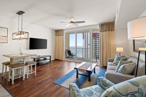 Gulf Front Living Area with Sleeper Sofa