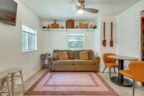 Hendersonville Vacation Rental | 1BA | Studio | 473 Sq Ft