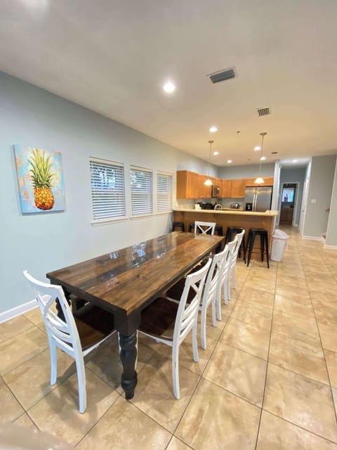 Dining room with seating for 10
