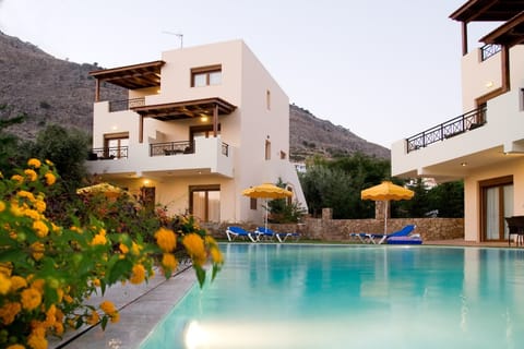 Holiday Home Swimming Pool