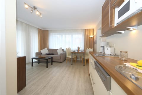 Haus Sarah 5 is located directly on the beach in the heart of Westerland.<br>The beach crossing to Westerland's central beach is about 200 meters away.<br>The house has 8 modern and comfortably furnished vacation apartments for. Apartment in Westerland