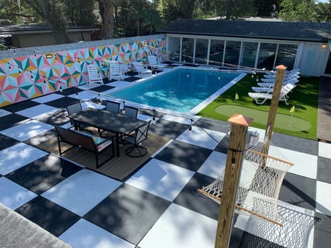 Pool