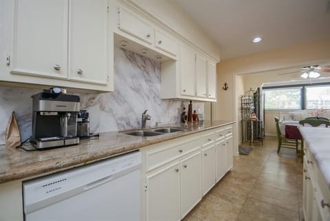 Starbucks coffee maker have your own cappunicco, latte , expresso every morning