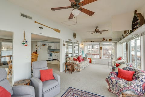 Sunroom | Queen Sleeper Sofa