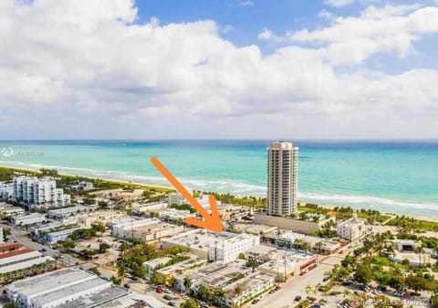 Stay steps from the beach in this prime Airbnb location—perfect for sunseekers and coastal getaways.

