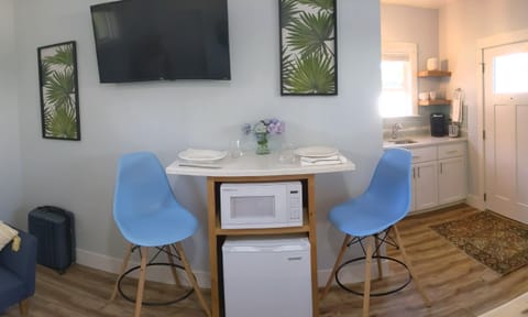 Custom quartz table for dining, working, leisure