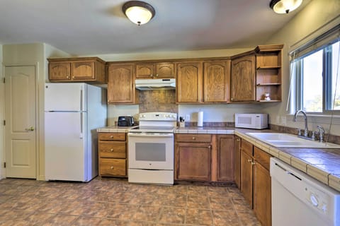 Fully Equipped Kitchen | Upper Level